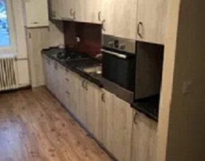 Appartement 3 chambres à vendre dans Cluj-napoca, zone Manastur