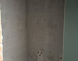 Apartament 3 camere, situat in Floresti, zona Tautiului