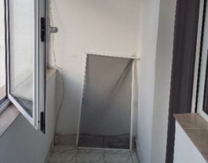 Apartment 4 rooms for sale in Cluj-napoca, zone Manastur