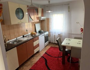 MANASTUR - Apartament de 3 camere, decomandat, 2 bai, zona Calea Floresti