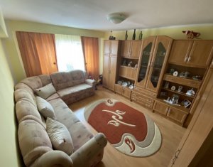 Apartament 3 camere, etaj intermediar, zona Lidl, Marasti