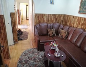 MANASTUR - Apartament 3 camere decomandat, 2 bai, zona Primaverii