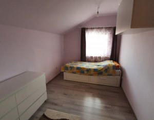 Apartament 3 camere, pe doua nivele, strada Florilor, Floresti