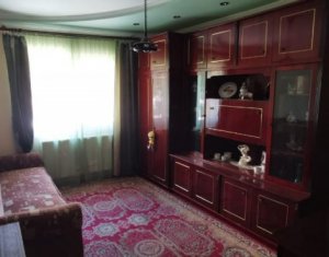 Apartament 2 camere semidecomandat, 47 mp, cu garaj si boxa, in Campia Turzii