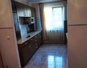 Apartament 2 camere semidecomandat, 47 mp, cu garaj si boxa, in Campia Turzii