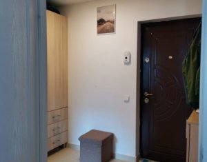 Apartament o camera, decomandat, 38mp, strada Calea Turzii