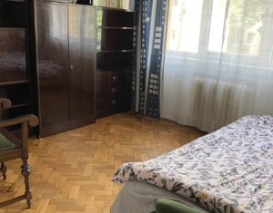 Appartement 4 chambres à vendre dans Cluj-napoca, zone Manastur