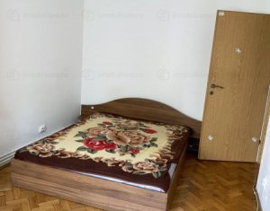 Appartement 4 chambres à vendre dans Cluj-napoca, zone Manastur