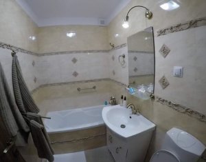 Apartament 2 camere mobilat si utilat la cheie, zona Centru