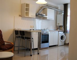 Apartament 2 camere, 32 mp, etaj 2 din 4,  renovat, in Gheorgheni, zona FSEGA