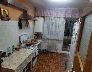 Apartament cu 3 camere confort sporit in Andrei Muresanu, aproape de Centru