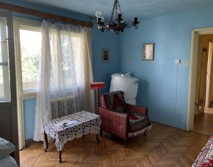 Vanzare 2 camere Gheorgheni, zona Diana, 55 mp, renovat, bloc reabilitat, etaj 3