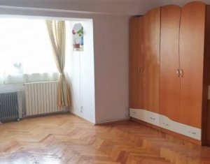 Apartament cu o camera, decomandat, 46 mp, etaj 1, zona Piata Marasti