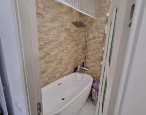 Apartament 3 camere, la cheie, Gheorgheni, zona Liceul Teoretic 