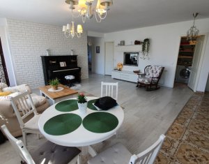 Appartement 3 chambres à vendre dans Floresti