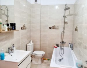 Apartament 2 camere 48 mp, terasa 6 mp, etaj 4/7, parcare, C. Baciului