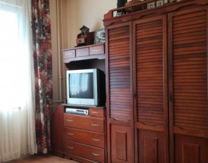 OCAZIE! Apartament cu 3 camere + balcon, zona Primaverii, Manastur