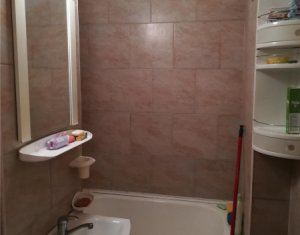 OCAZIE! Apartament cu 3 camere + balcon, zona Primaverii, Manastur