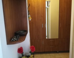 OCAZIE! Apartament cu 3 camere + balcon, zona Primaverii, Manastur