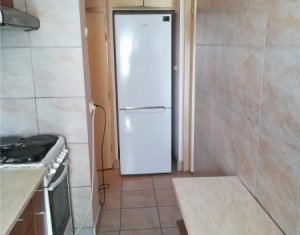 OCAZIE! Apartament cu 3 camere + balcon, zona Primaverii, Manastur