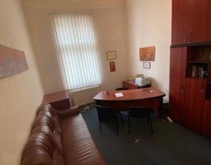 Appartement 3 chambres à vendre dans Cluj-napoca, zone Centru