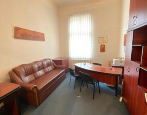 Apartament 3 camere, etajul 1, langa Piata Unirii, ultracentral