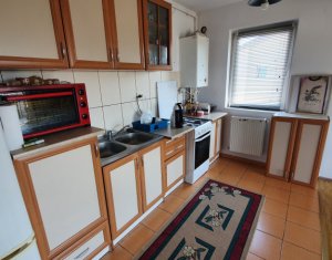 Apartament cu 2 camere, mobilat si utilat, strada Florilor, Floresti