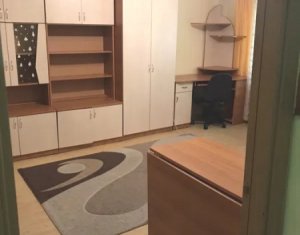 CENTRU - Apartament 4 camere, 91 mp, decomandat, 2 bai