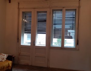 Appartement 4 chambres à vendre dans Cluj-napoca, zone Centru