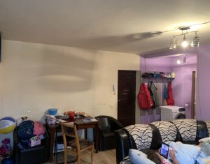 Apartament 2 camere, situat in Floresti, zona Eroilor