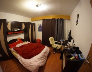 Appartement 4 chambres à vendre dans Cluj-napoca, zone Zorilor