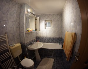 Appartement 4 chambres à vendre dans Cluj-napoca, zone Zorilor