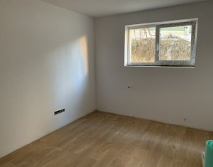 Appartement 3 chambres à vendre dans Floresti