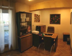 Appartement 3 chambres à vendre dans Cluj-napoca, zone Marasti