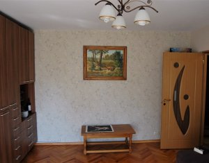 Apartament 3 camere, decomandat, 67 mp, etaj 4 din 4, zona Piata Marasti