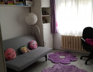 Appartement 3 chambres à vendre dans Cluj-napoca, zone Zorilor