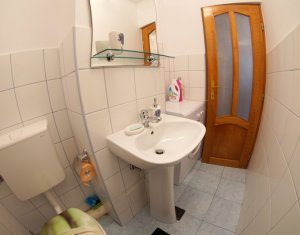 Vanzare Apartament 3 camere, in imobil tip vila, cartier Grigorescu, zona Profi