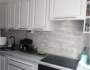 Appartement 3 chambres à vendre dans Cluj-napoca, zone Manastur