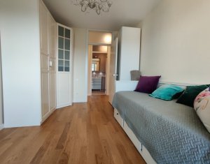 Apartment 4 rooms for sale in Cluj-napoca, zone Centru