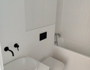 Appartement 3 chambres à vendre dans Cluj-napoca, zone Intre Lacuri