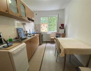 Appartement 3 chambres à vendre dans Cluj-napoca, zone Manastur