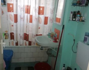 Apartament 2 camere decomandat, etaj intermediar, zona Piata Flora, Manastur