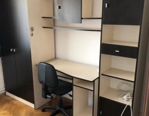 Appartement 3 chambres à vendre dans Cluj-napoca, zone Marasti