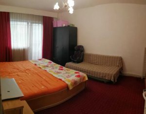 Apartment 4 rooms for sale in Cluj-napoca, zone Manastur