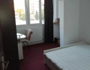 Appartement 4 chambres à vendre dans Cluj-napoca, zone Manastur