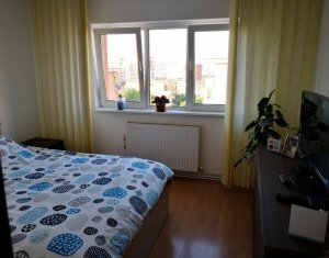 Zorilor, apartament 2 camere, garaj sub bloc