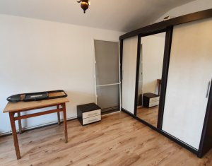 Appartement 3 chambres à vendre dans Floresti