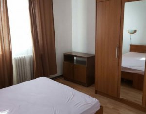 Vanzare apartament cu 2 camere, zona strazii Primaverii, decomandat