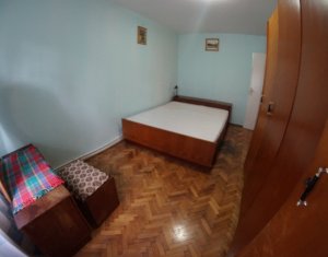 Apartament cu 3 camere, decomandat, 65 mp, Manastur, zona Flora