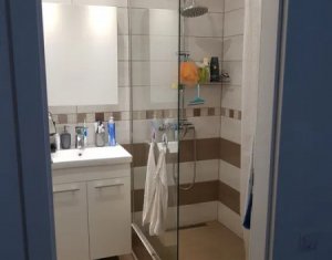 Apartament 2 camere, etaj intermediar, zona Auchan